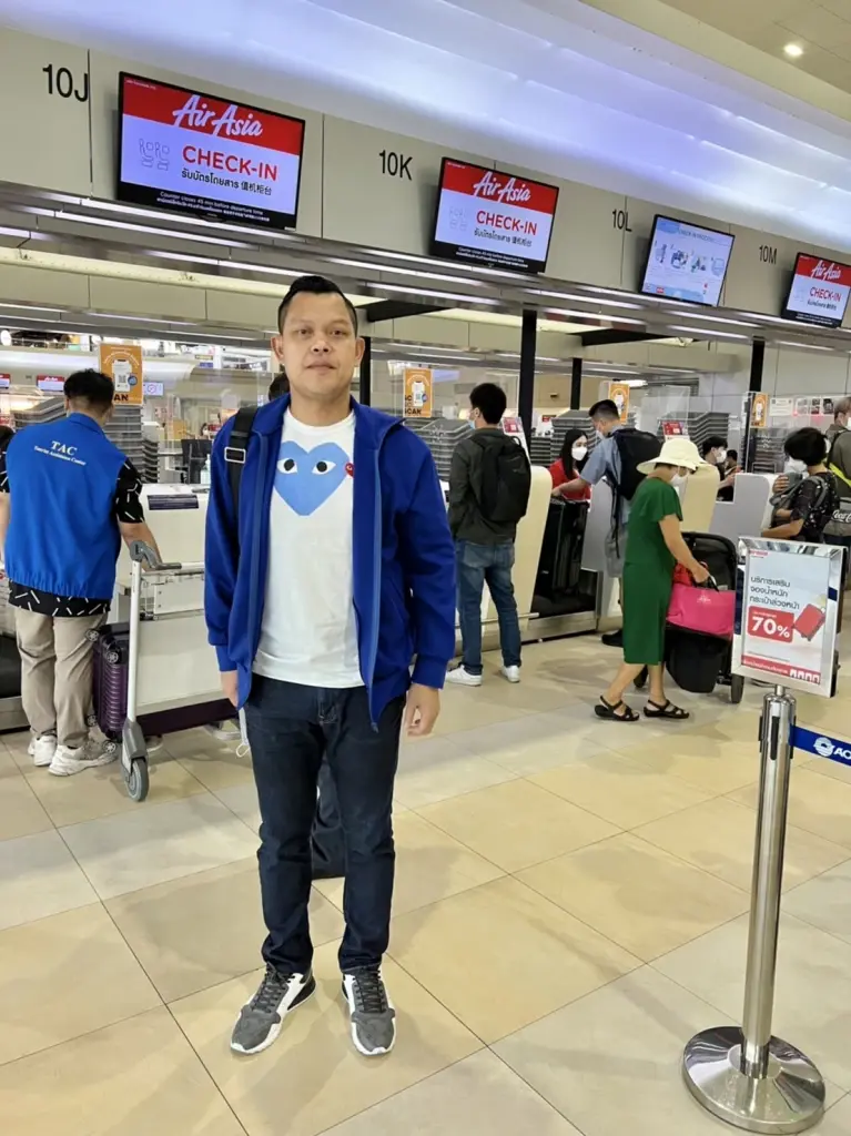 "ธนกร"มั่นใจนโยบายรัฐอีกไม่นานทำเศรษฐกิจไทยฟื้นกลับมา