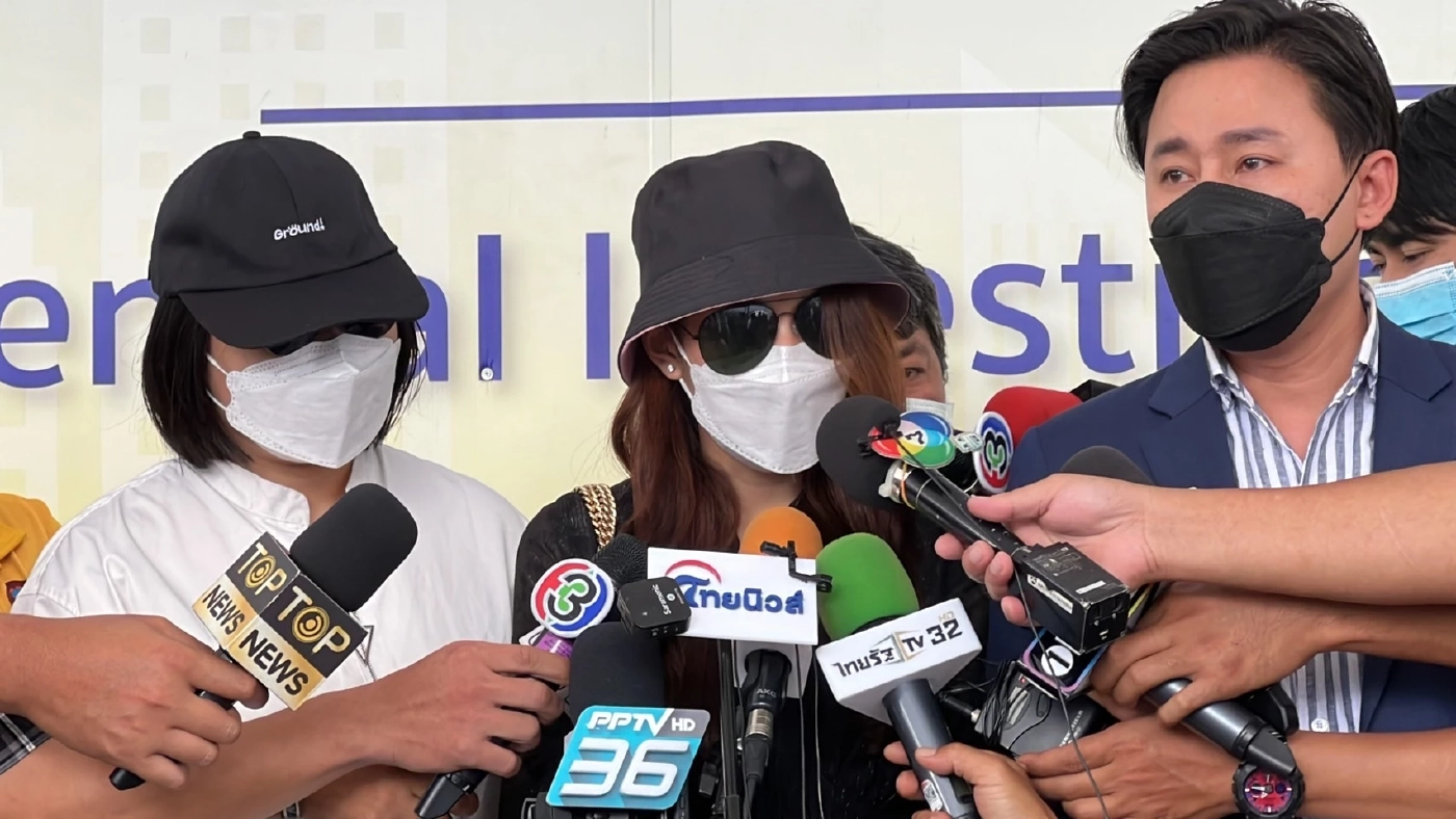 “ทนายตั้ม” เปิดแชตสำคัญ ก่อนพา “ดาราสาว” ร้องขอโอนคดี “หลานอดีตรมต.” ขืนใจ