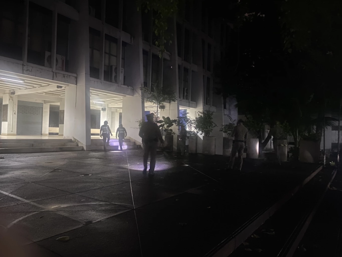 ตร.เชิญตัวแทน “ช่างกล 2 สถาบัน” ย่านปทุมวัน ประชุมแก้ปัญหายกพวกตีกัน