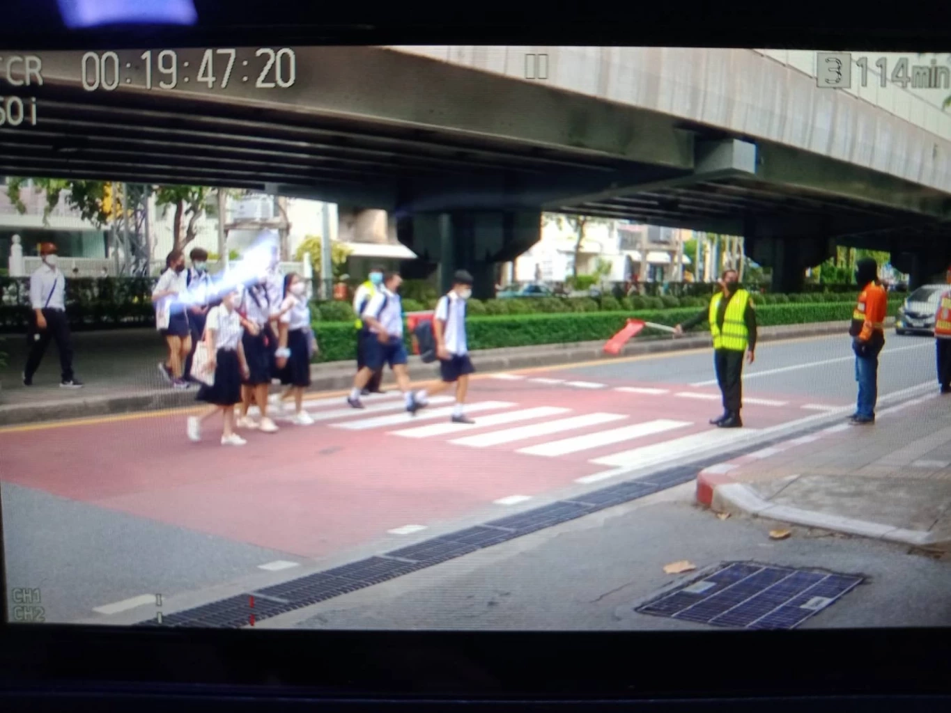 เปิดใจ นร.ม.5 เล่านาที นพ.ซิ่งเก๋งฝ่าธงแดงชนคาทางม้าลาย