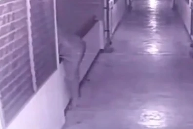 เฒ่าวัย 78 ปี ผูกคอระเบียงเคหะหลักสี่ หนีโรคร้าย