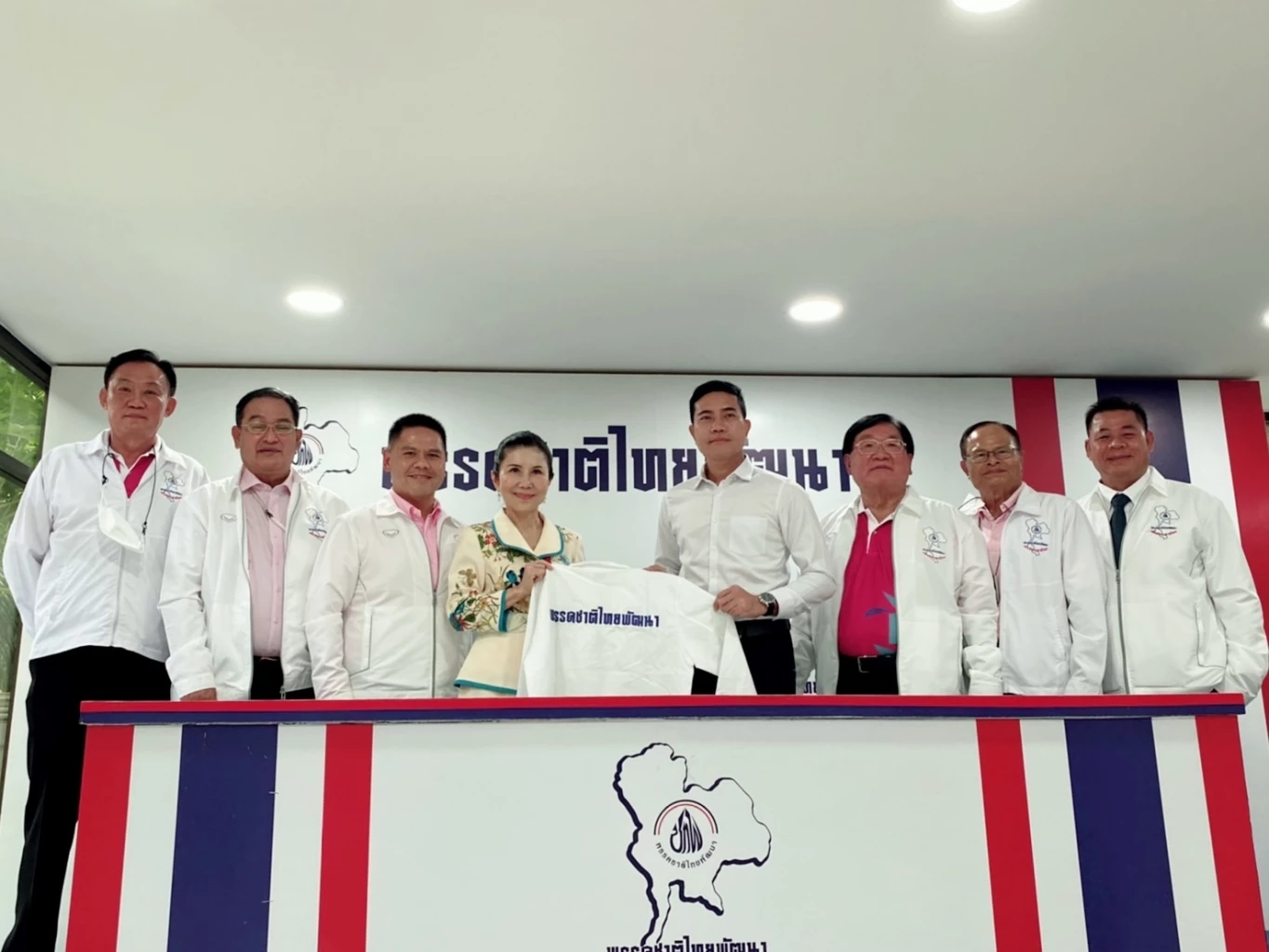 ชทพ.เปิดตัว“วีระศักดิ์" ชิงผู้แทนเขต1 ยโสธร มั่นใจปักธงอีสานได้เพิ่ม