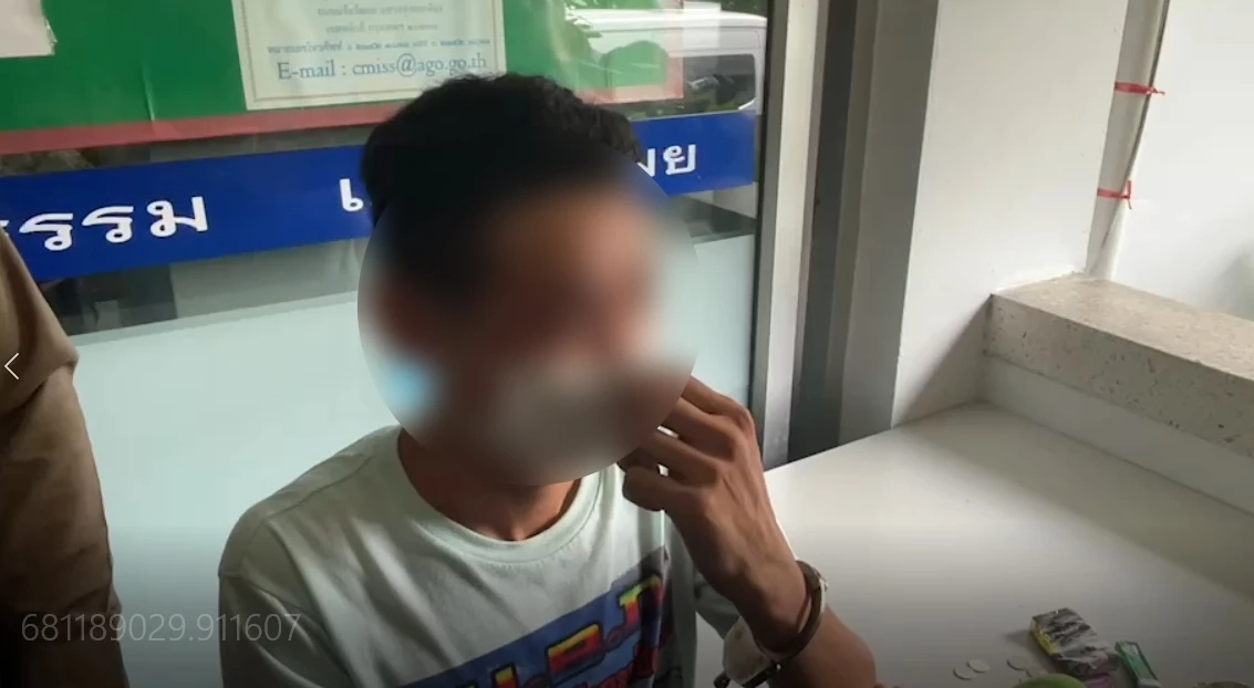 ระทึกส่งท้าย “คดีแตงโม" หนุ่มถือท่อนเหล็กบุกอัยการ จี้ถามปมแผลที่ขา