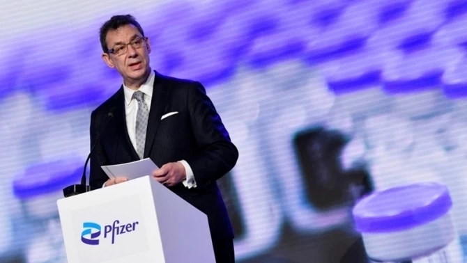 ซีอีโอไฟเซอร์ ติดโควิดแม้ฉีดวัคซีนแล้ว 4 เข็ม