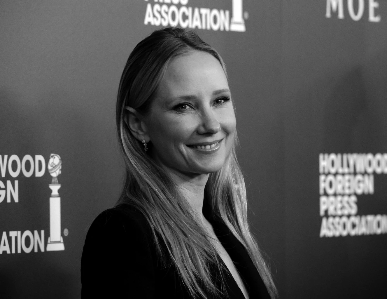 สุดเศร้า "แอนน์ เฮช" ดาราฮอลลีวูดยุค 90s เสียชีวิต ประสบอุบัติเหตุทางรถยนต์