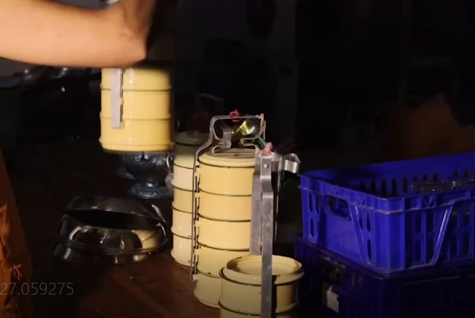 ผ้าเหลืองเดือด ! พระเปิดศึกทะเลาะกันในวัด คว้าปิ่นโตทุบหัว “หลวงตา” ดับ