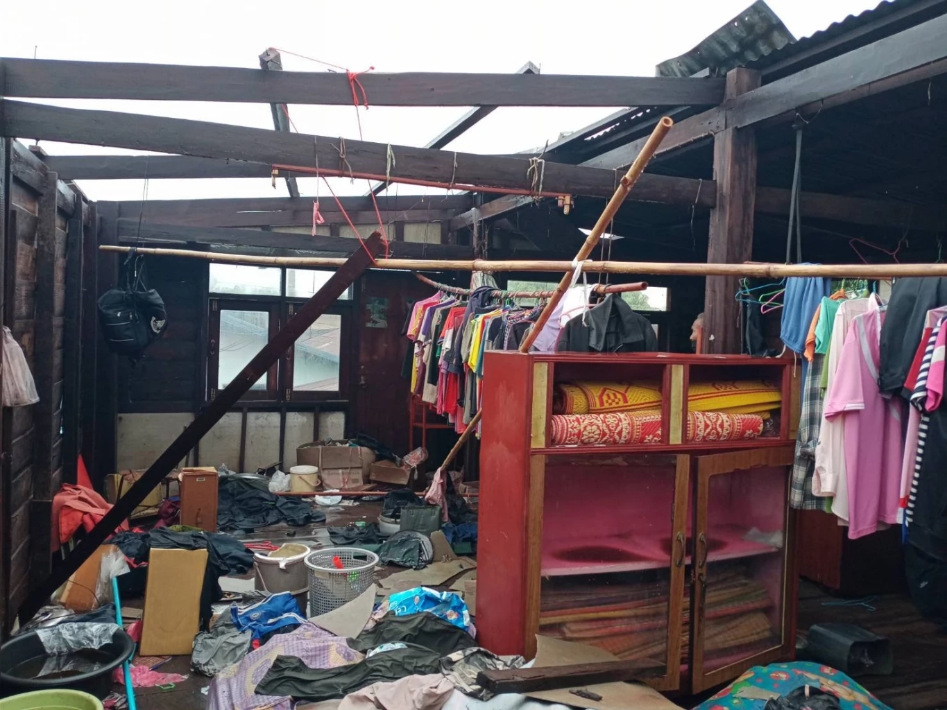 ปภ.เตือน ภาคกลาง-กทม. ระวังฝนหนักกับลมกระโชก เหนือ ระวังน้ำป่า-ท่วมฉับพลัน