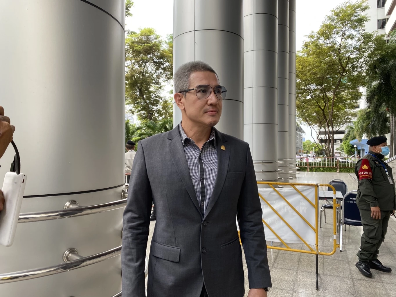 นายเมธี อมรวุฒิกุล อดีตนักแสดงชื่อดัง และอดีตแนวร่วม นปช. 