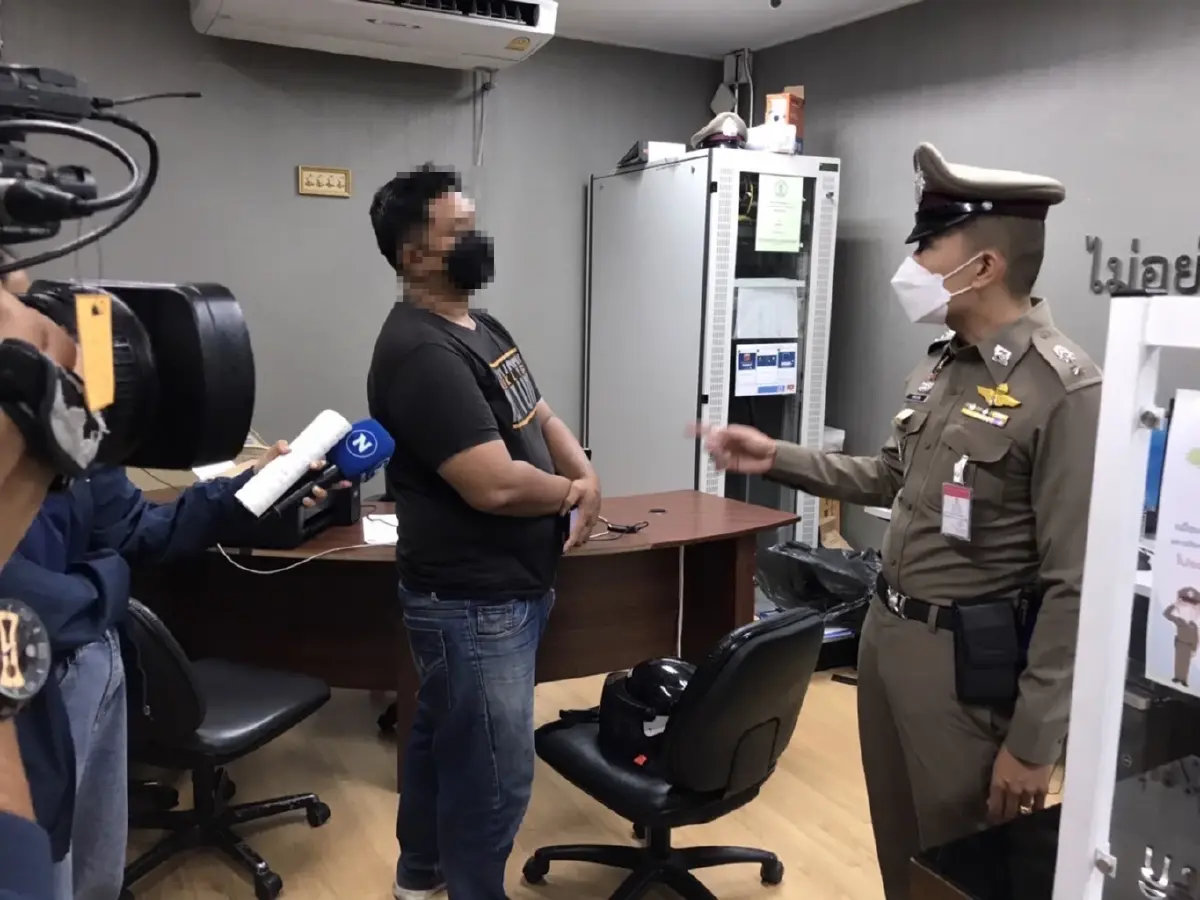 รวบวินเถื่อนรีดทรัพย์ 2 เด็กขนส่งหมอชิต