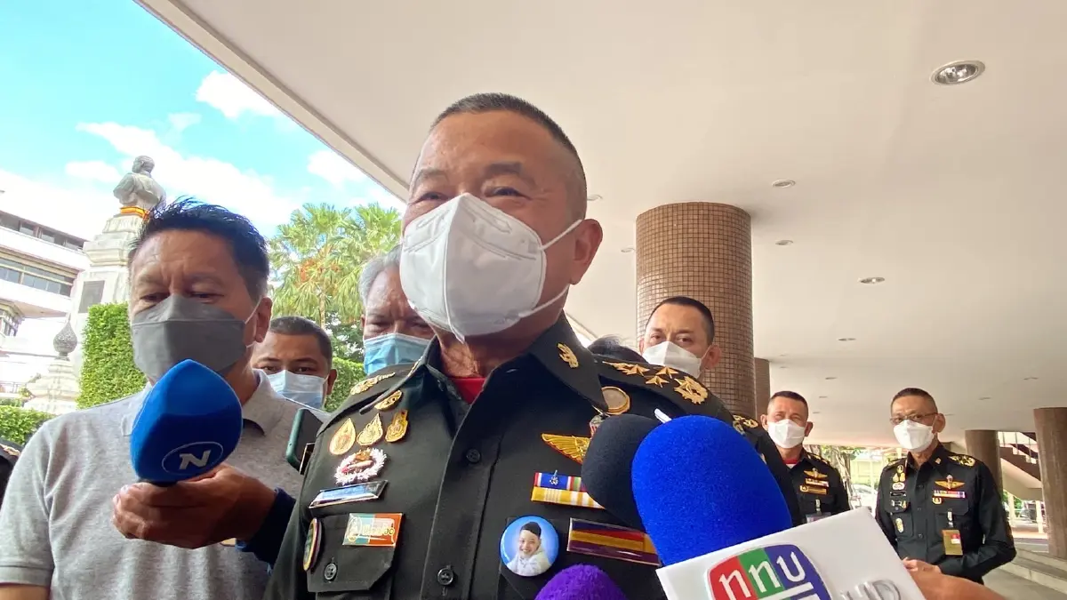 "บิ๊กบี้"ย้ำอย่าคาดการณ์อะไรที่เป็นลบย้ำช่วยพาชาติพบความอยู่ดีมีสุข