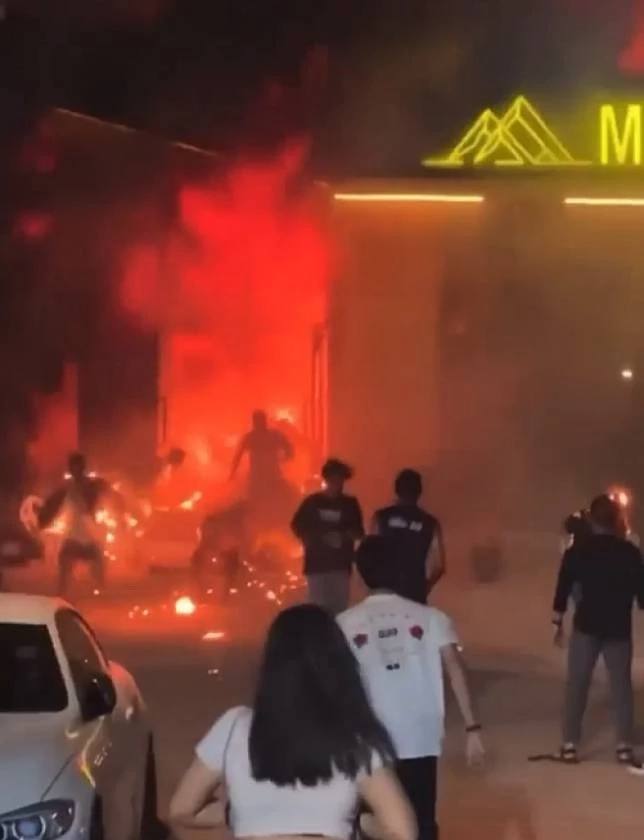 สุดเศร้า เหยื่อเมาท์เทน บีผับ เสียชีวิตรายที่ 21 อีก 7 คน ต้องใส่ท่อช่วยหายใจ