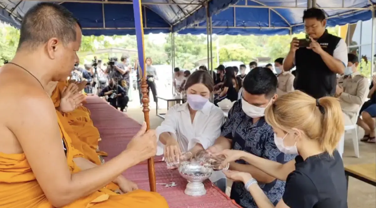 นิมนต์พระสวดครบ 5 วัน โศกนาฏกรรม “Mountain B” อุทิศส่วนกุศลให้ 15 ศพ