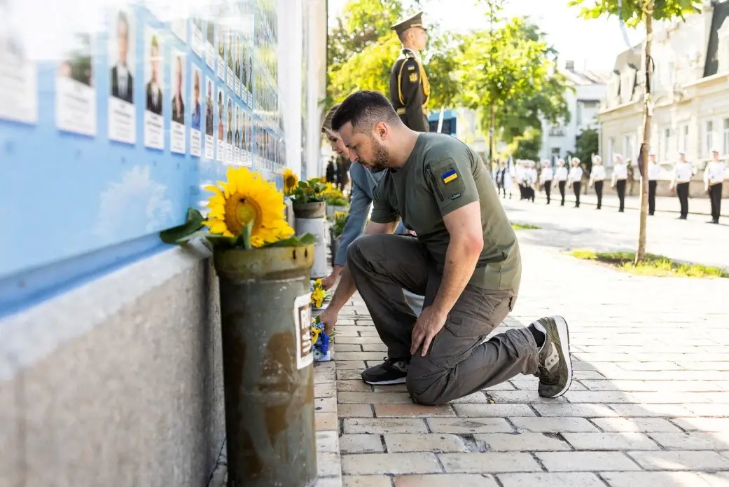 ยูเครนฉลองวันชาติ ลั่นสู้ถึงที่สุดหลังสงครามครบ 6 เดือน
