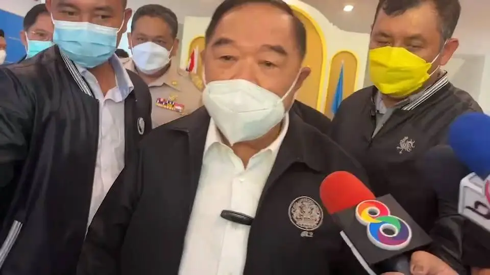 "ประวิตร"รับไม่รู้สภาล่มโยนถาม"พีระพันธุ์"ปมเอ่ยถึงนักเล่นเกม
