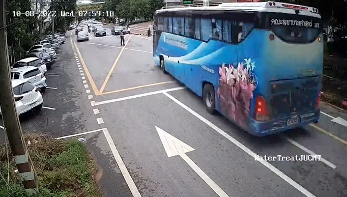 ตร.แจ้งข้อหาโชเฟอร์ขับรถประมาทชน "น้องอาย" นศ.แพทย์ มข. ดับ