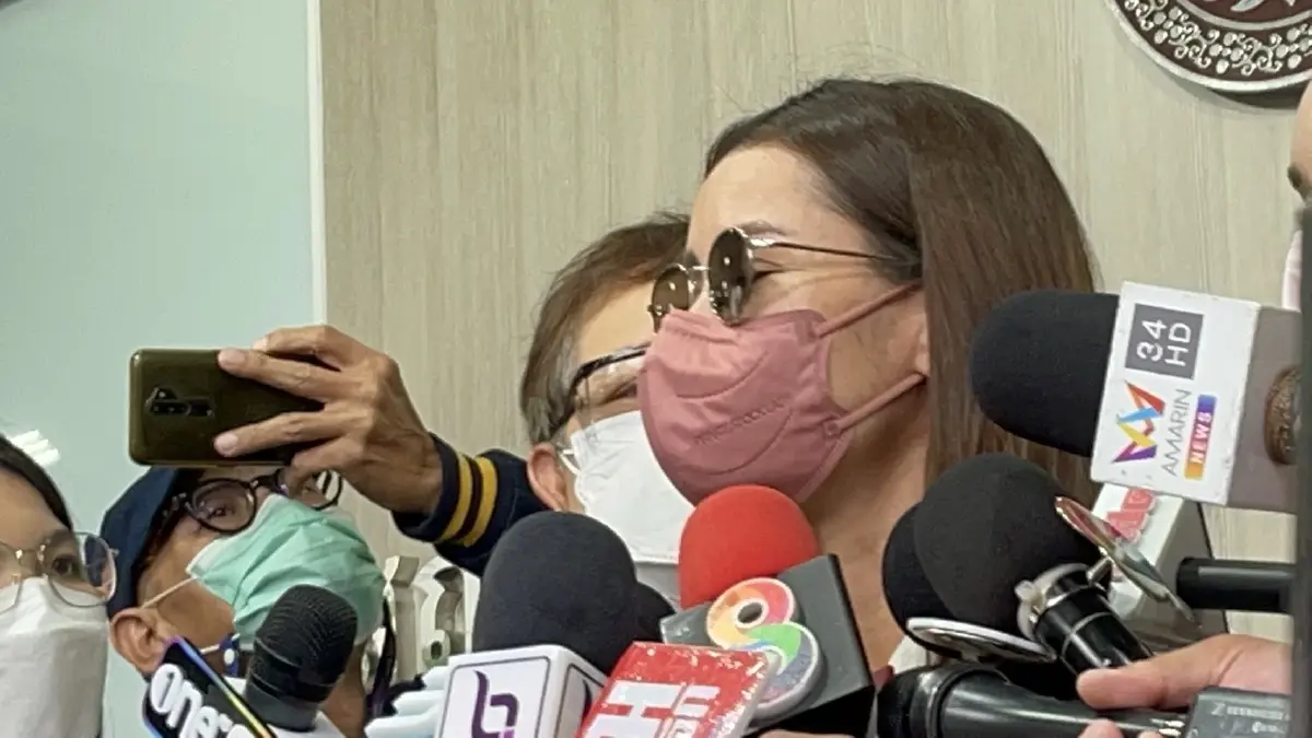 “แอน ทองประสม” รับเจ็บปวดและเสียใจ คนใกล้ตัวฉกทรัพย์ร่วม 20 ล้าน (มีคลิป)