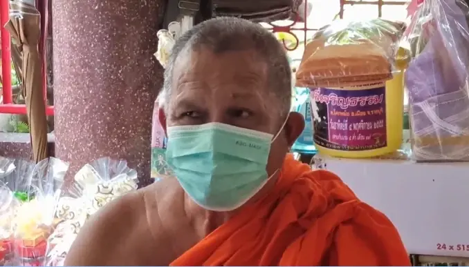 พระครูโสภณวิภูษิต เจ้าคณะตำบลท่าราบ เจ้าอาวาสวัดบางลี่เจริญธรรม