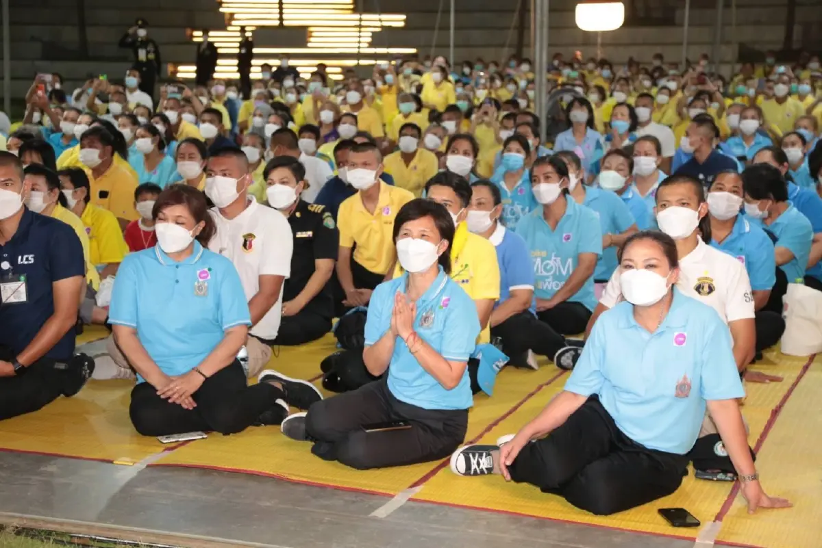 ในหลวง-พระราชินี ทรงเปิดสวนป่าเบญจกิติระยะ 2-3 ในโอกาส 90 พรรษา พระพันปีหลวง