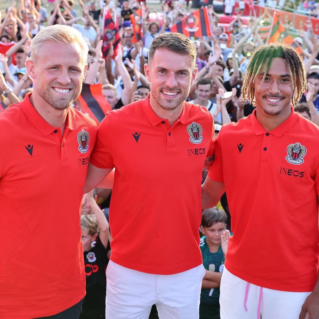 นีซประกาศคว้า "แคสเปอร์ ชไมเคิ่ล" เฝ้าเสาเป็นทางการ