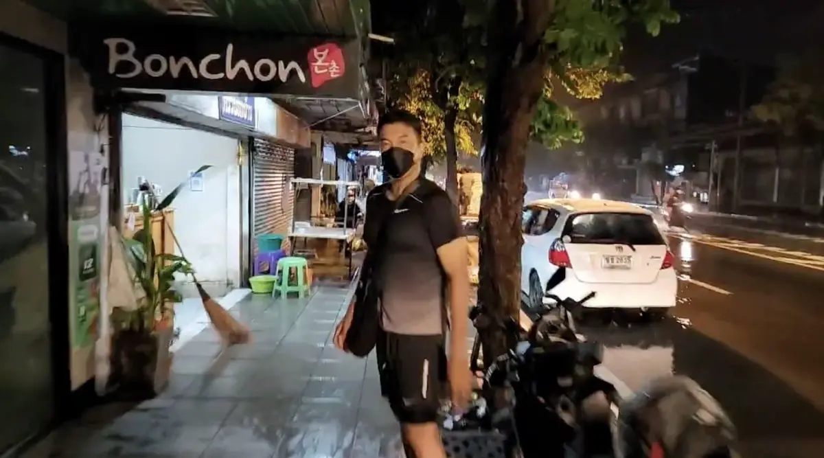 20 ปีไม่เคยเจอ เพจดังสำรวจโลก โพสต์ภาพหมู่บ้านสวนสน "น้ำท่วม" ตามหาเครื่องสูบน้ำหายไป พร้อมติดแฮชแท็กถึง "ชัชชาติ"