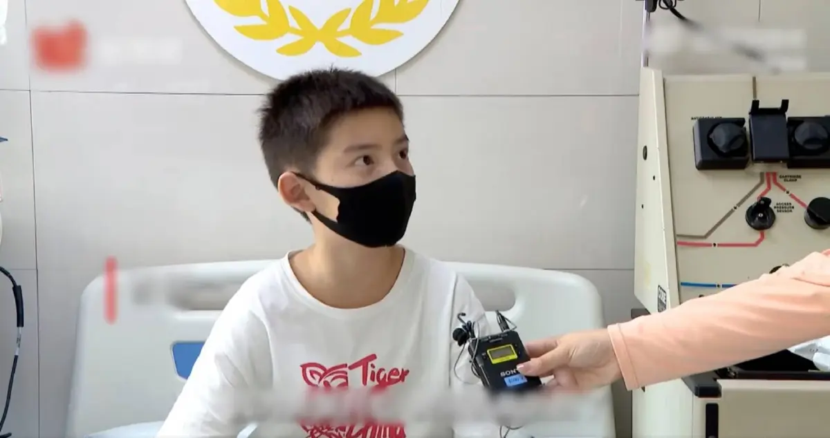 เด็กชายวัย 10 ขวบจีนยอดกตัญญู ยอมเจ็บเพื่อแม่ที่ป่วยเป็นโรคมะเร็ง
