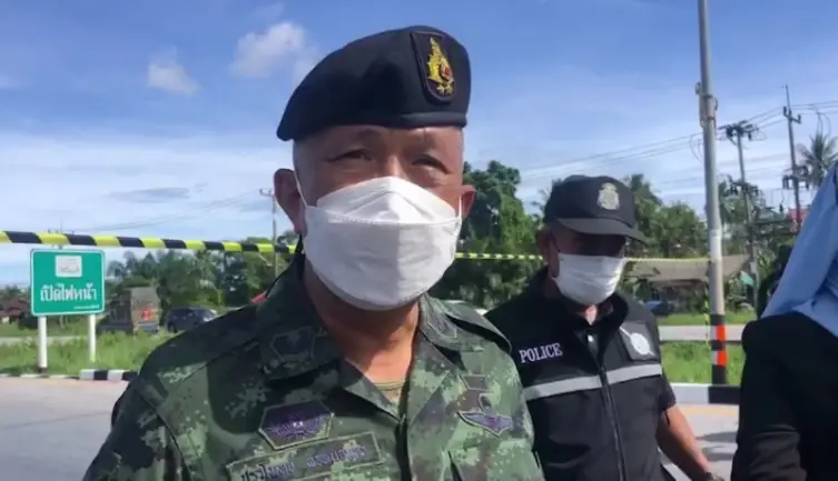  พลตรี ปราโมทย์ พรหมอินทร์ รองผู้อำนวยการรักษาความมั่นคงภายในภาค 4 ส่วนหน้า