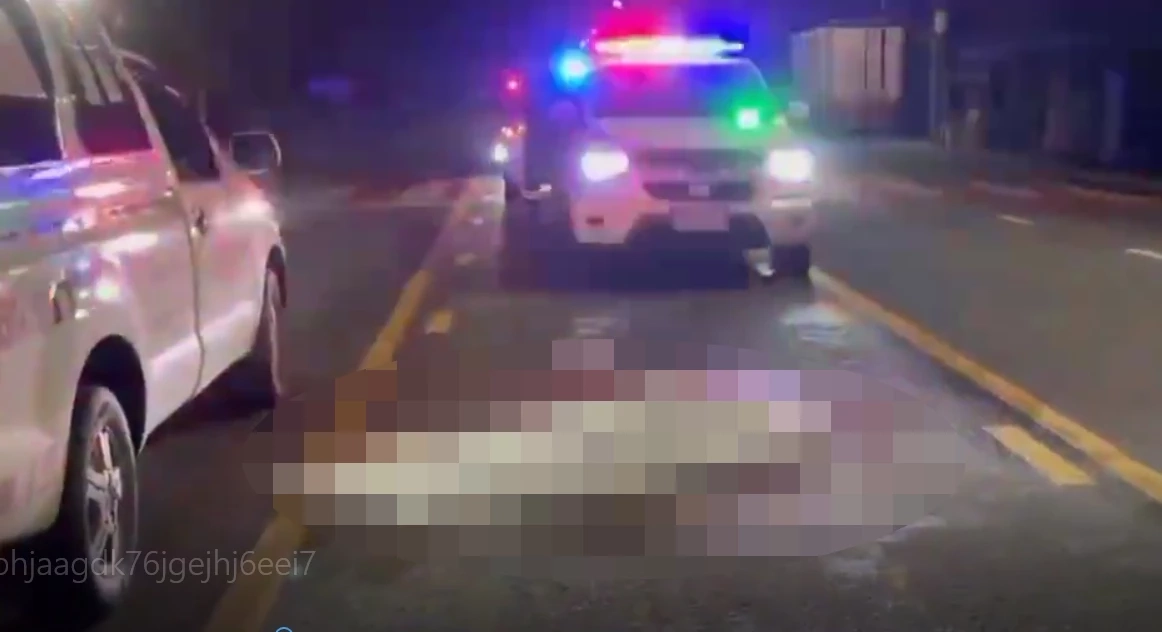 สลด ! เกาะรถตามสามี หลุดมือสิบล้อทับดับ ญาติงง ร้อยเวรทิ้งศพกลางถนนกว่า 2 ชม.