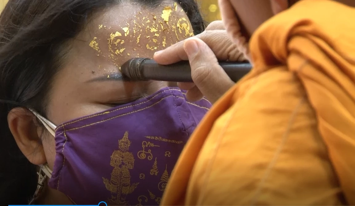 พิธีลงนะหน้าทองวัดไผ่ล้อม จ.นครปฐม