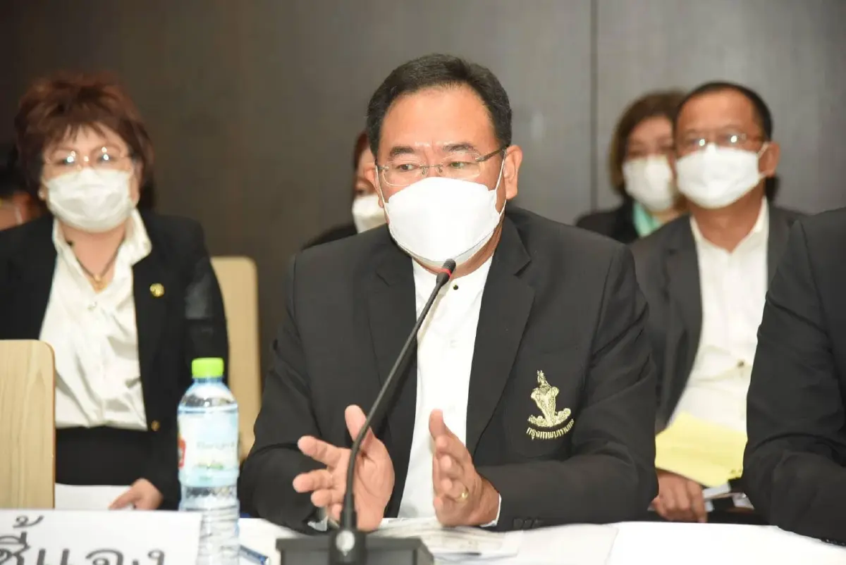 กรรมการพิจารณางบฯ สภากทม. จี้ เร่งเพิ่มประสิทธิภาพการเรียนการสอนร.ร.กทม.