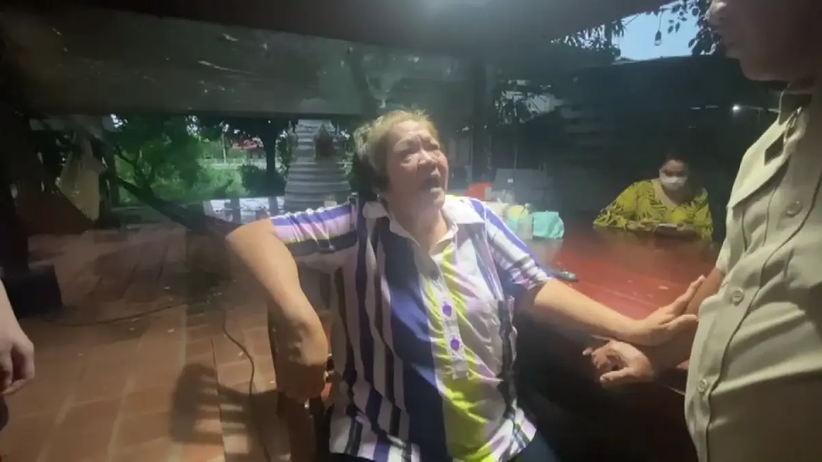 นางสมปอง รสโอชา อายุ 63 ปี พี่สาวของนายวีรยุทธ