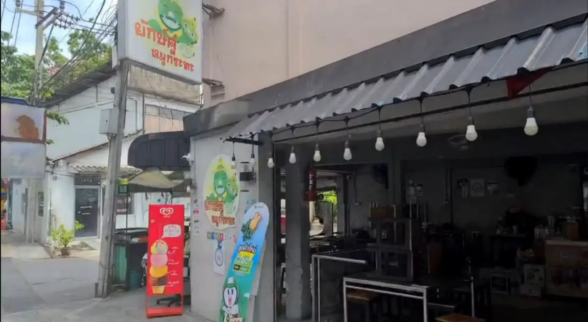 เจ้าของร้านหมูกระทะเล่านาทีหนุ่มเมายาคลั่งควงมีดฟันลูกค้า