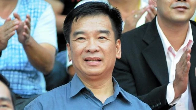 ยงยุทธ  ติยะไพรัช  อดีตรมว.ทรัพยากรธรรมชาติและสิ่งแวดล้อม สมัยรัฐบาลทักษิณ 