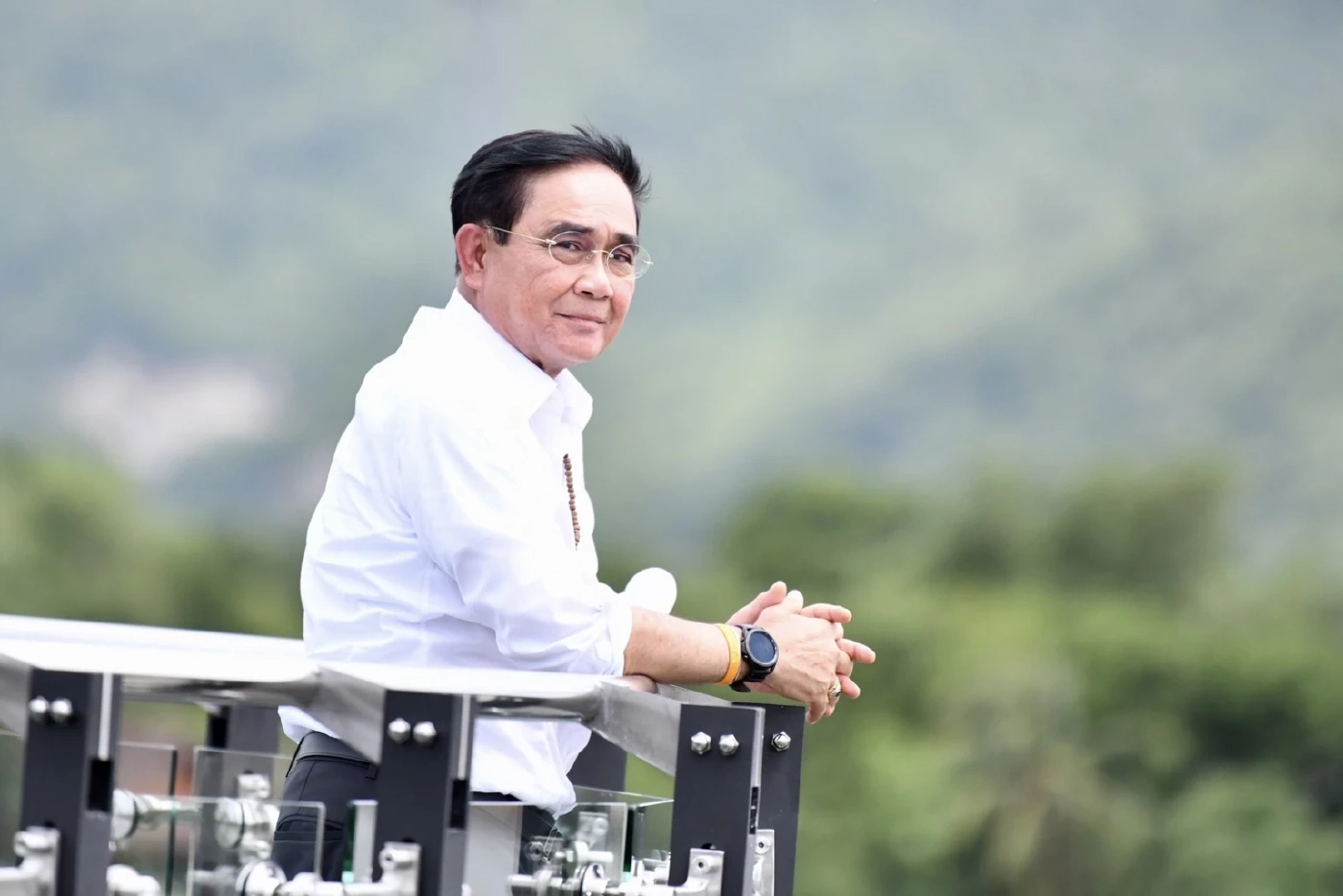 "พีระพันธ์ุ" ฟันธง วันนี้สภาฯ ล่ม ระบุ "บิ๊กตู่" เป็นเหยื่อ ปม "8 ปีนายกฯ"