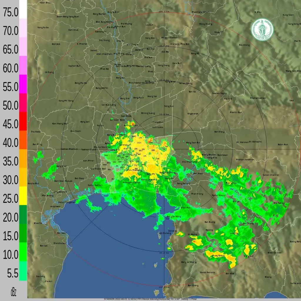 ฝนถล่มกรุง !! หนักสุดอยู่ที่เขตพญาไท มีน้ำรอการระบายหลายพื้นที่ การจราจรเคลื่อนตัวได้ช้า