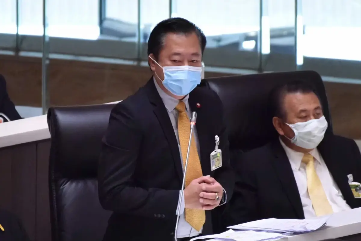 "สมชาย"ซัดเกมสภาล่มหวังสูตรหาร 100 เปลืองภาษีปชช.