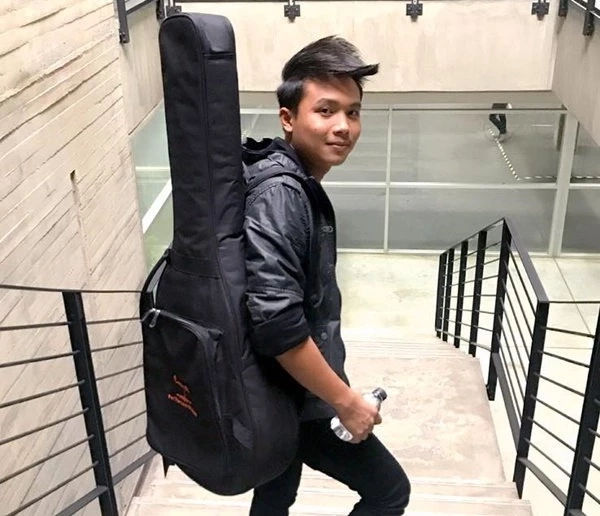 เปิดโปรไฟล์ &quot;ออย แสงศิลป์&quot; คือใคร หลังถูกออกหมายจับคดีหมิ่นประมาท