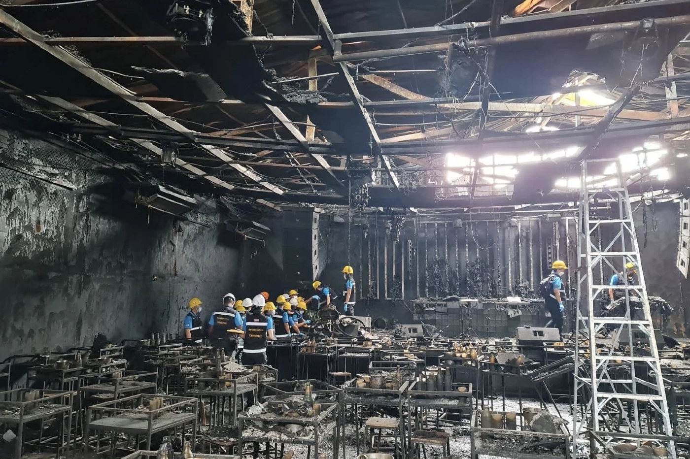 พฐ. ลุยเช็ค 'วงจรไฟฟ้า' ก่อนสรุปปมเพลิง 'เมาท์เทน บี'