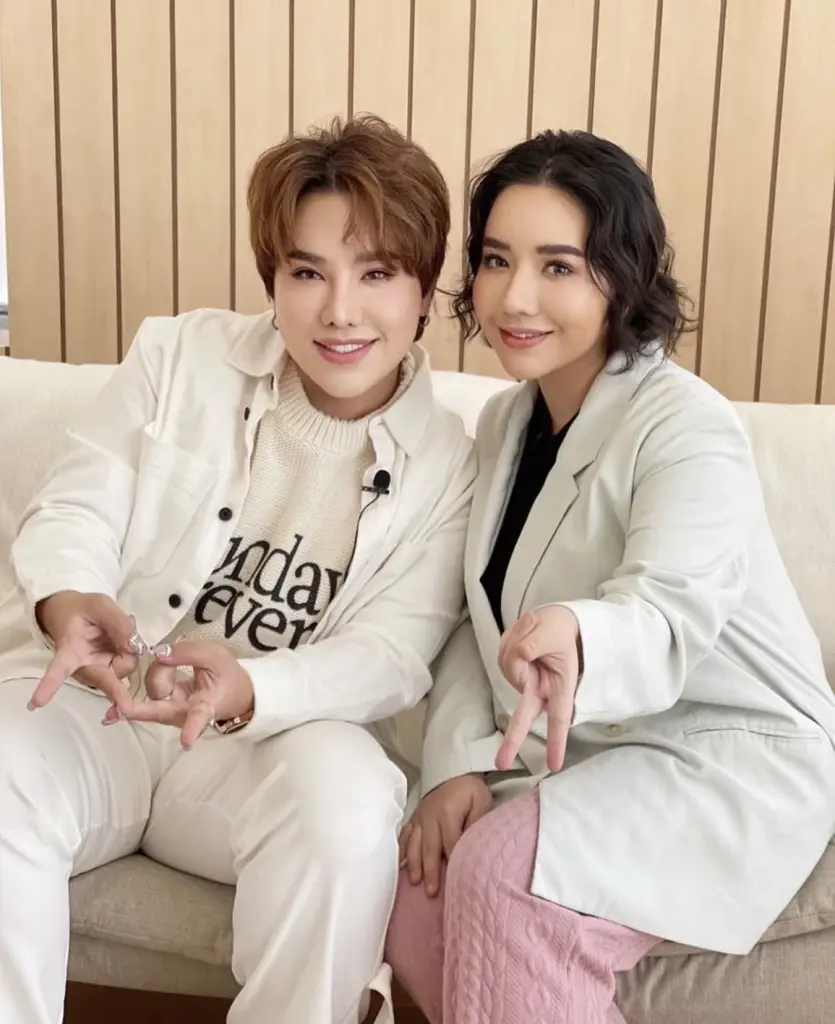 งานนี้มีน้ำตา! “บุ๊คโกะ” จัดเต็มทำเซอร์ไพรส์ “แม่แมว” ชุดใหญ่รับวันแม่