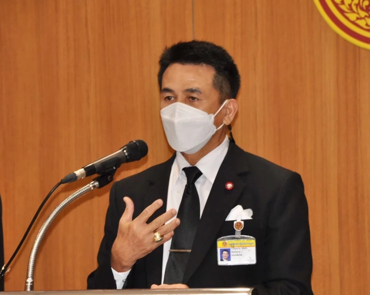 นายกฯ เมินตอบกระแสข่าว "บิ๊กป้อม" ดีล เพื่อไทยล่มสภาฯ แลกสูตรหาร 100