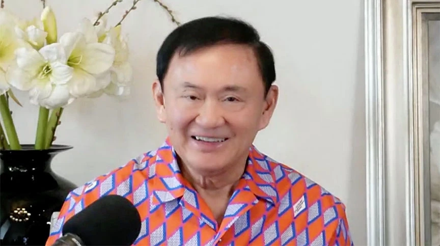 “ทักษิณ” ร่ายยาวผ่าน “Clubhouse” ยินดีให้ “บิ๊กตู่” เช่าบ้านหากต้องลี้ภัย