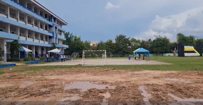 ยิงสนั่นกลางกีฬาสีโรงเรียนดังเมืองโคราช เด็ก ม.1 โดนลูกหลงเจ็บสาหัส