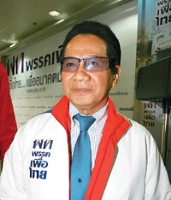 ย้อนเส้นทางการเมืองของ “สมบัติ เมทะนี” พระเอกตลอดกาล