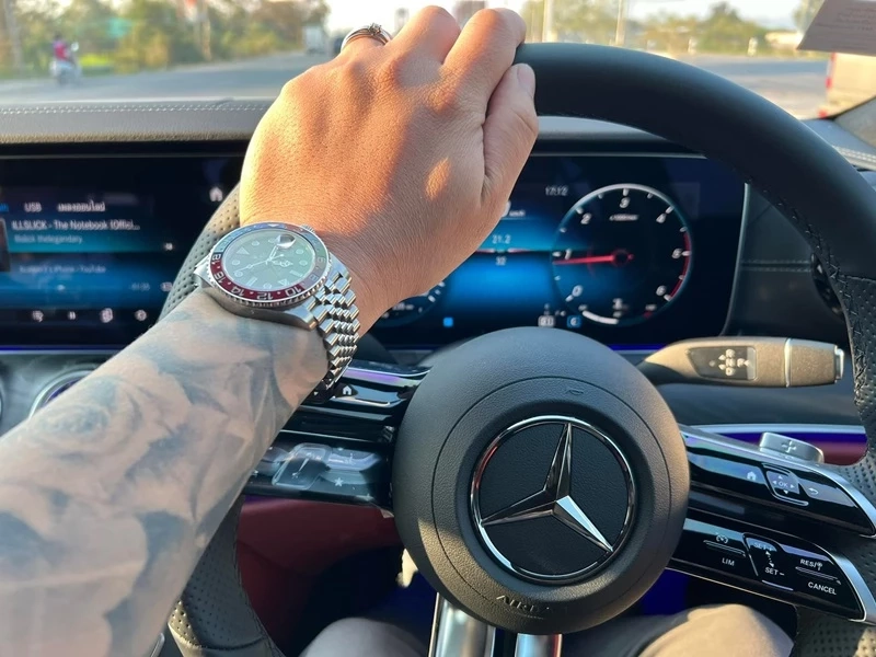 ส่องขุมทรัพย์ “เป้ Pminer” หลังถูกล่าโกงคริปโตพันล้าน  พบรถหรู แบรนด์เนมอื้อ