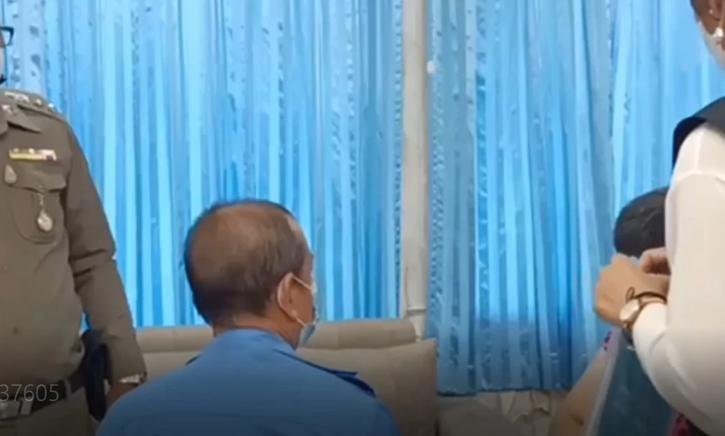 ชาวบ้านสุดทน ร้องช่วยยายวัย 78 ถูกหลานชาย –หลานสะใภ้  ดุด่าทุบตีทุกวัน