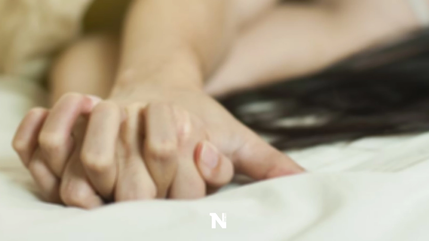 เปิดงานวิจัยในอังกฤษ เผย 'ลองโควิด' ทำเซ็กซ์เสื่อม-ผมร่วง