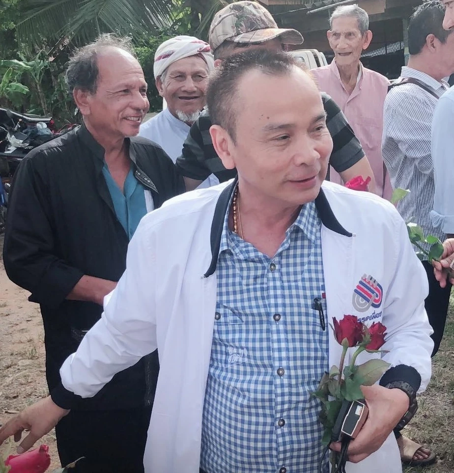 อารี ไกรนรา  ส.ส.ระบบบัญชีรายชื่อ พรรคเพื่อชาติ 