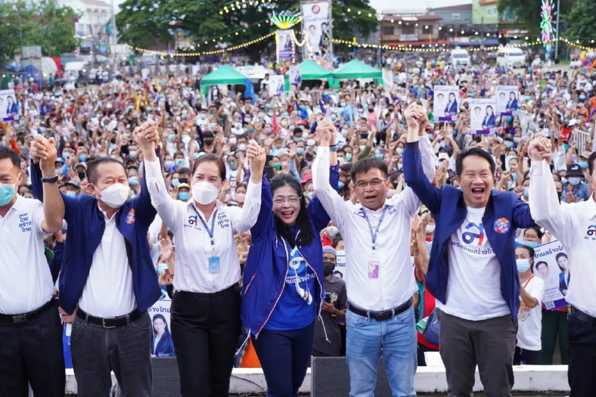 "คุณหญิงหน่อย"เปิดตัวผู้สมัครส.ส.อุดร 7 เขตประกาศแก้จนใน 3 ปี