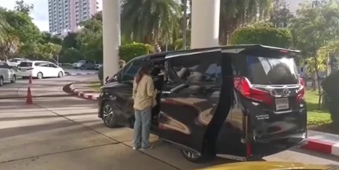 เสี่ยยศ รอดคุก ศาลให้ประกันคดีไฟไหม้  Mountain B  ตีราคา 1 ล้านพร้อมเงื่อนไข