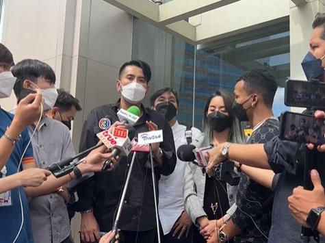 บอล เชิญยิ้ม - โชค รถแห่ ขอลุยเคลียร์คิวงานที่ค้าง หลังเคลียร์ใจในรายการดัง