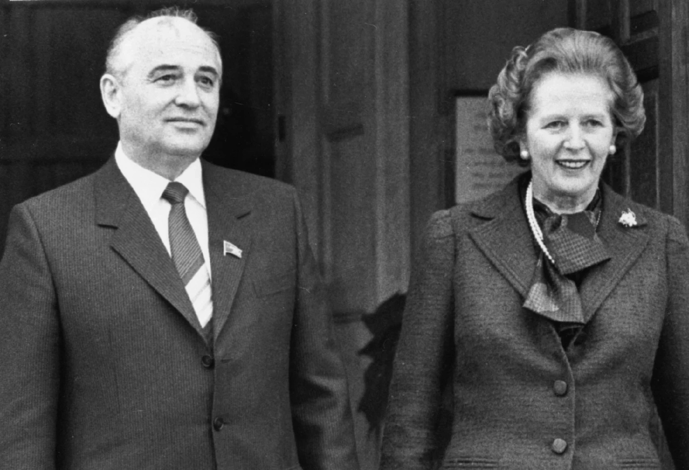 Mikhail Gorbachev, soviet Politburo member poses with British PM Margaret Thatcher at Chequers during his December 1984 visit to the UK.